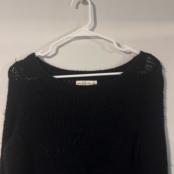 Abercrombie navy blue knitted wool sweater. Really cute and in good condition. - Picture 2 of 4